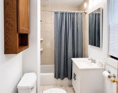 39 1/2 Milton Avenue - Photo Thumbnail 13