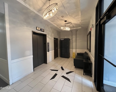 733 Broadway - Photo Thumbnail 1