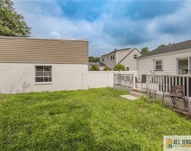 9 Haven Terrace - Photo Thumbnail 24