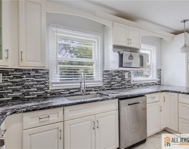 9 Haven Terrace - Photo Thumbnail 10