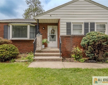 9 Haven Terrace - Photo Thumbnail 3