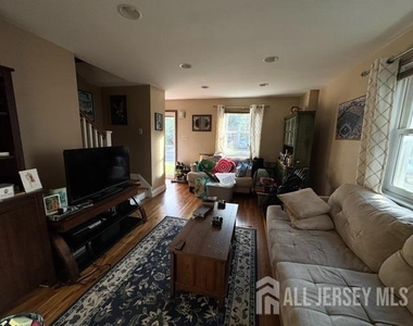759 W Scott Avenue - Photo Thumbnail 7