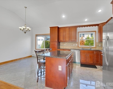 95 E Calvert Avenue - Photo Thumbnail 14