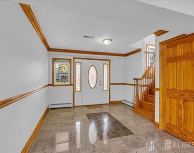 95 E Calvert Avenue - Photo Thumbnail 2
