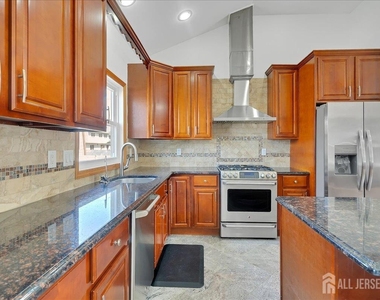 95 E Calvert Avenue - Photo Thumbnail 13