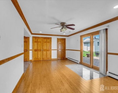 95 E Calvert Avenue - Photo Thumbnail 17