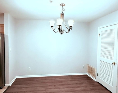434 Waterford Drive - Photo Thumbnail 21