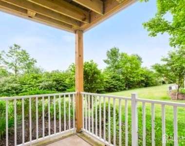 106 Chariot Court - Photo Thumbnail 6