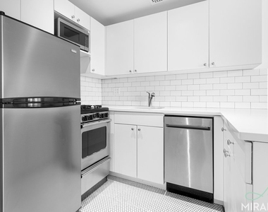 1435 York Avenue - Photo Thumbnail 6