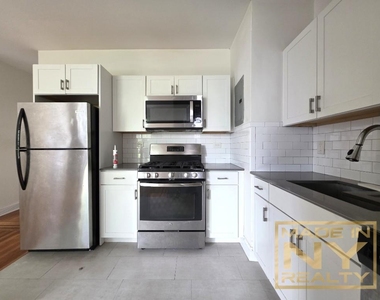 25-21 31st Avenue - Photo Thumbnail 1
