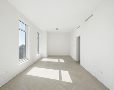 30 Park Place - Photo Thumbnail 3
