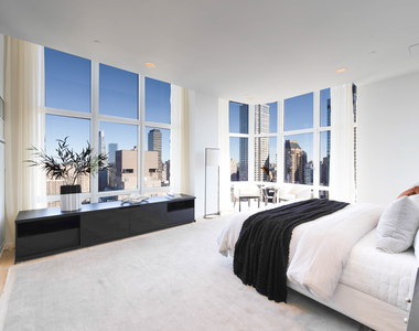 555 W 59th Street - Photo Thumbnail 11