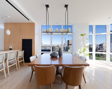 555 W 59th Street - Photo Thumbnail 9