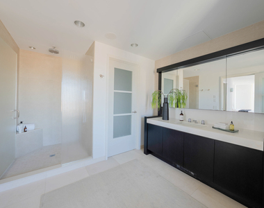 555 W 59th Street - Photo Thumbnail 13