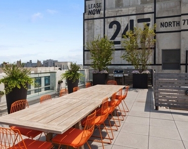 247 N 7th Street - Photo Thumbnail 13