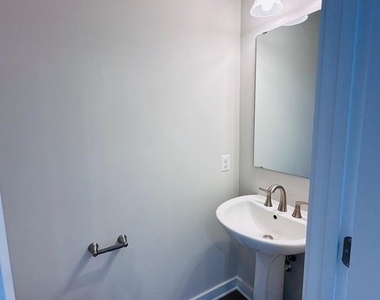 61 Zander Road - Photo Thumbnail 10