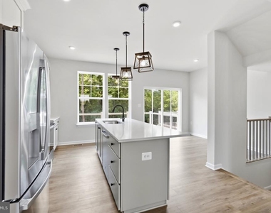 241 Monteith Drive - Photo Thumbnail 9