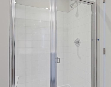 241 Monteith Drive - Photo Thumbnail 16