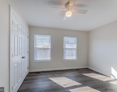 527 Gray Avenue - Photo Thumbnail 25