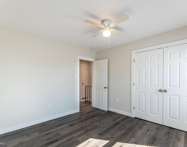 527 Gray Avenue - Photo Thumbnail 29