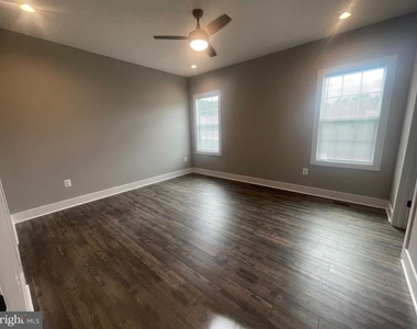 845 Royal Way - Photo Thumbnail 18