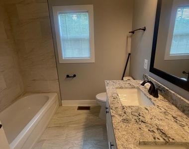 845 Royal Way - Photo Thumbnail 9