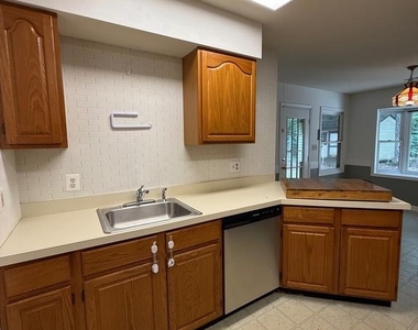 222 Bosun Cove - Photo Thumbnail 11