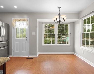 3818 Marquis Place - Photo Thumbnail 14