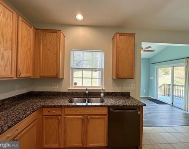 13758 Restina Road - Photo Thumbnail 14