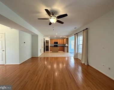 13758 Restina Road - Photo Thumbnail 9