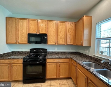 13758 Restina Road - Photo Thumbnail 13