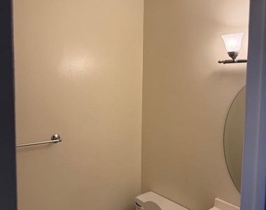 2916 Cantania Place - Photo Thumbnail 8