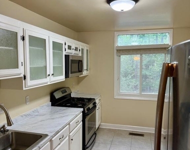 2916 Cantania Place - Photo Thumbnail 3