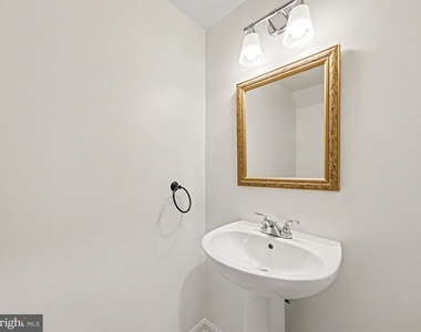 11527 Bertram - Photo Thumbnail 25