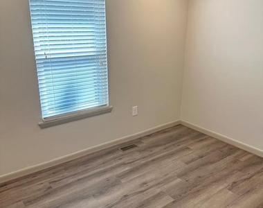 4235 Gibson Court - Photo Thumbnail 8