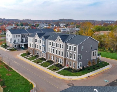 6722 Upland Manor Drive - Photo Thumbnail 40