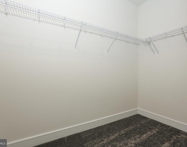 6722 Upland Manor Drive - Photo Thumbnail 25