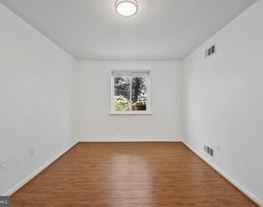 12883 Cara Drive - Photo Thumbnail 25