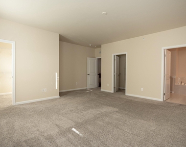 7408 Brunson Circle - Photo Thumbnail 27