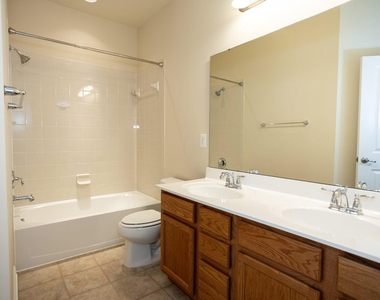 7408 Brunson Circle - Photo Thumbnail 42