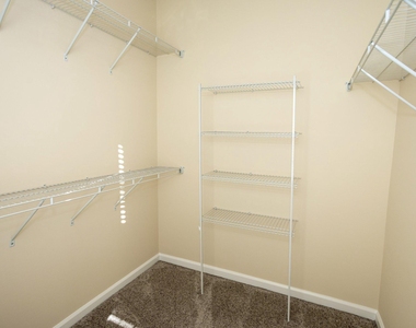 7408 Brunson Circle - Photo Thumbnail 28
