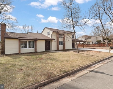 103 Farmington Lane - Photo Thumbnail 13