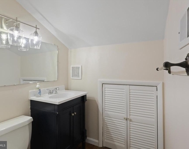 103 Farmington Lane - Photo Thumbnail 18