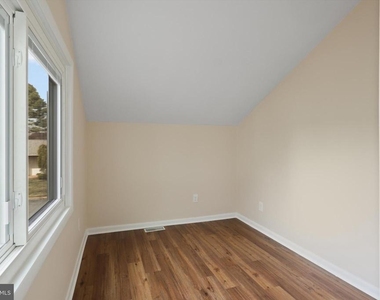 103 Farmington Lane - Photo Thumbnail 27