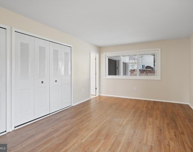 103 Farmington Lane - Photo Thumbnail 31