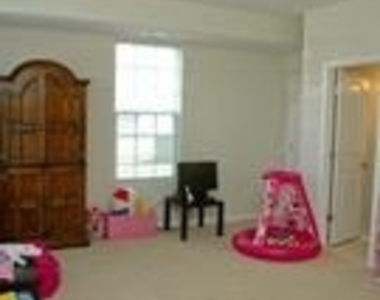 22698 Parkland Farms Terrace - Photo Thumbnail 23
