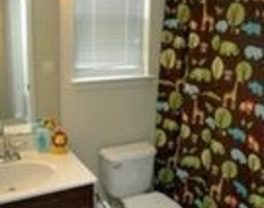 22698 Parkland Farms Terrace - Photo Thumbnail 32