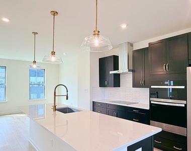 43800 Mystic Maroon Terrace - Photo Thumbnail 9