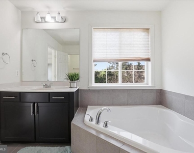 43450 Sweet Brandy Terrace - Photo Thumbnail 27