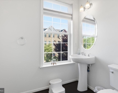43450 Sweet Brandy Terrace - Photo Thumbnail 19